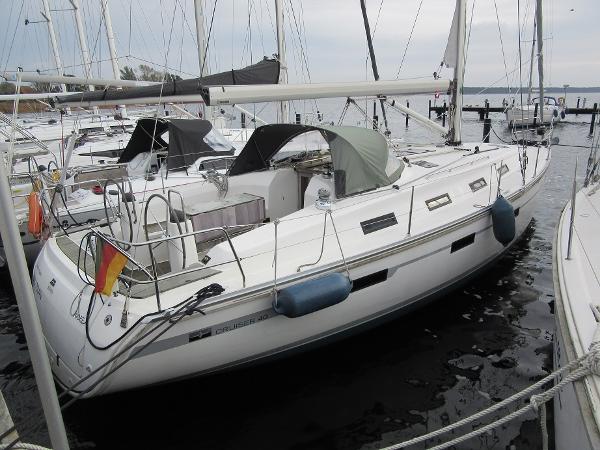 2011 Bavaria Cruiser 40