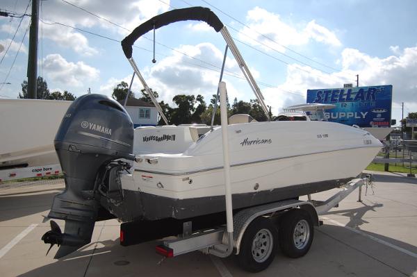 2019 Hurricane SunDeck Sport 188 OB