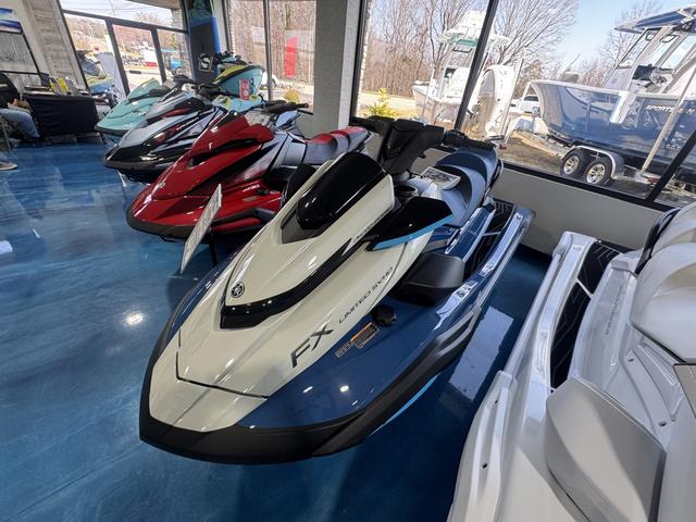 2025 Yamaha WaveRunner FX Limited SVHO