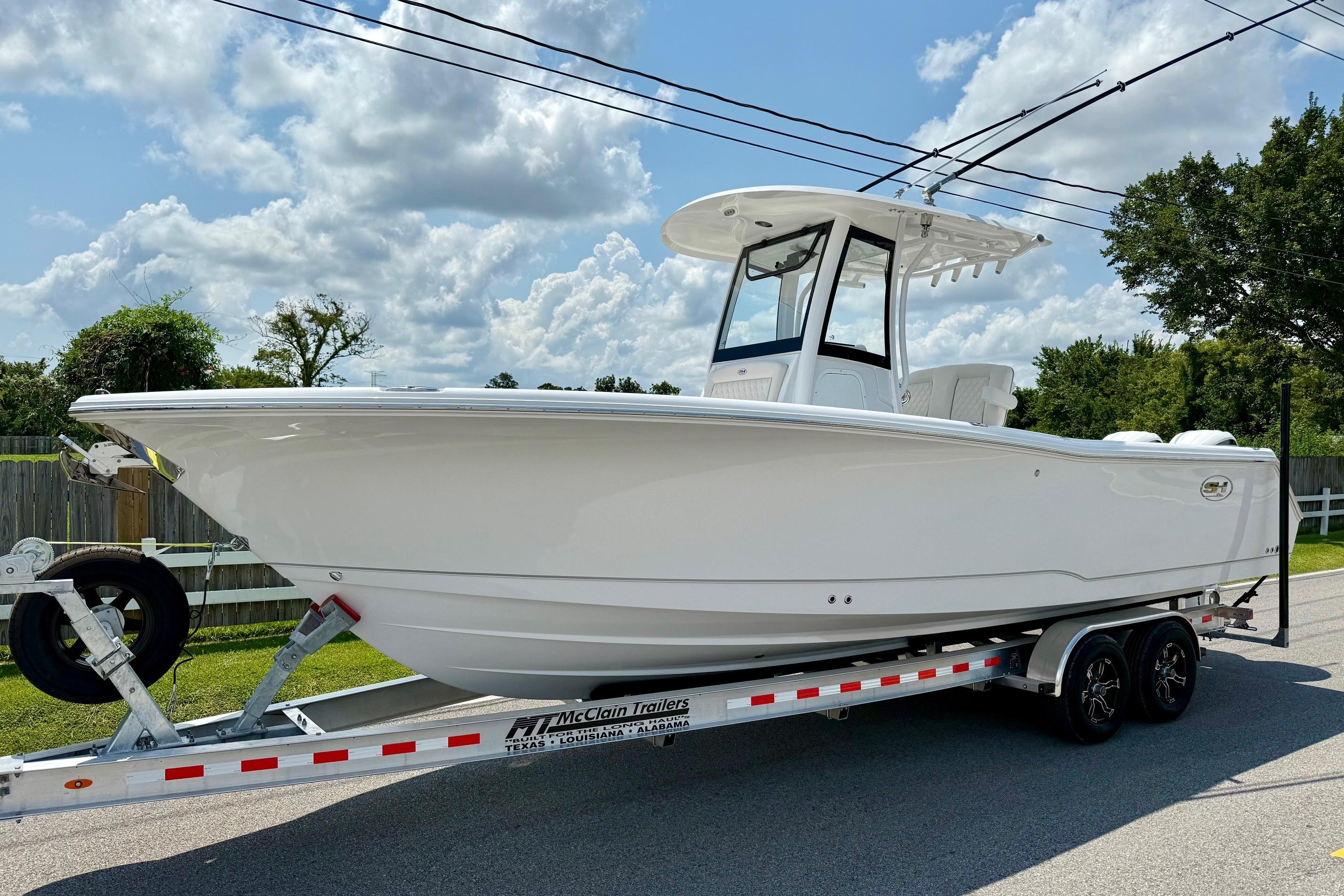 2026 Sea Hunt Gamefish 27 Coffin Box