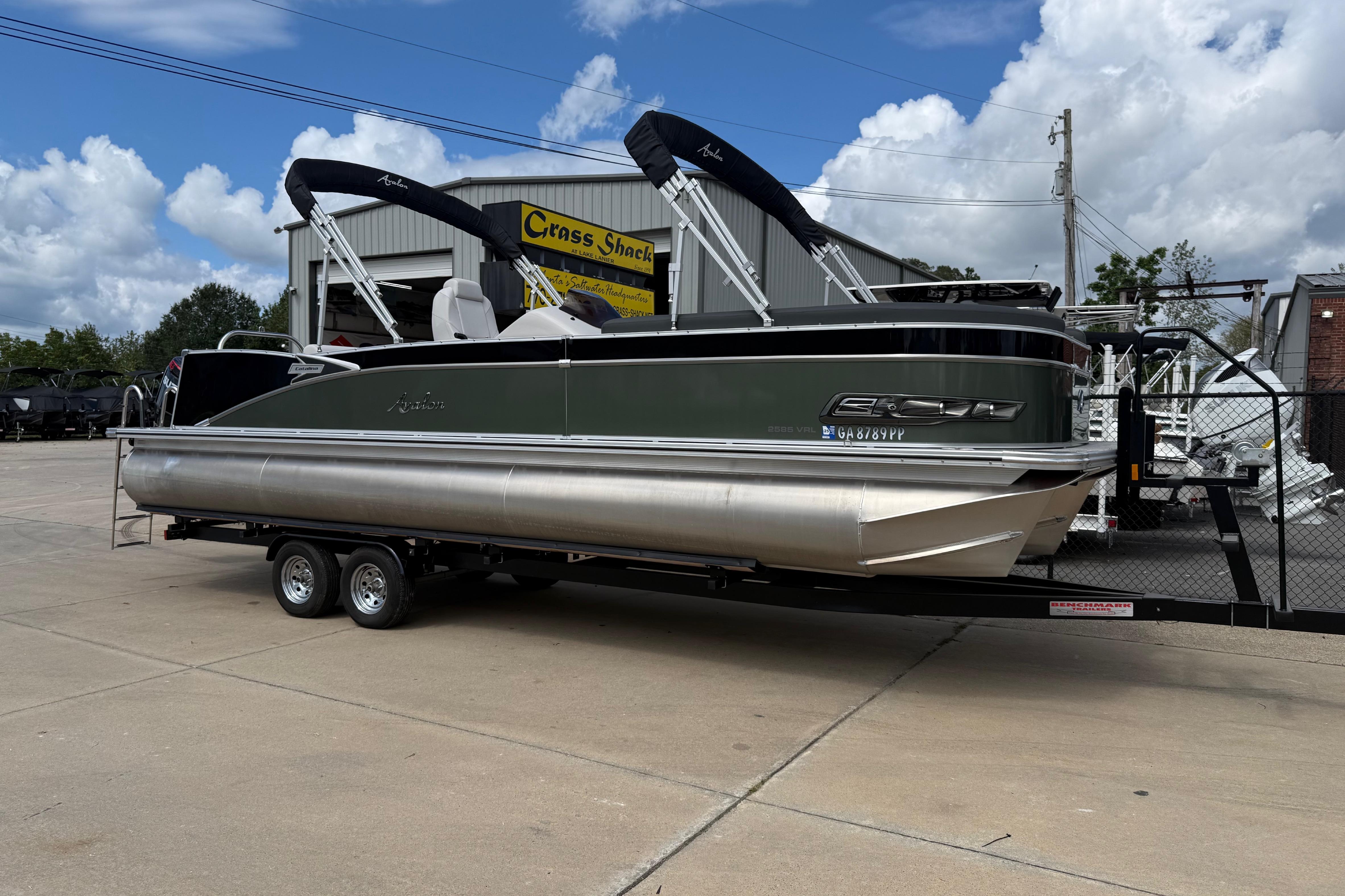 2022 Avalon Catalina VRL - 25'