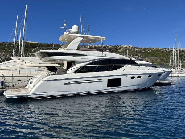 2014 Princess Flybridge 60 Motor Yacht