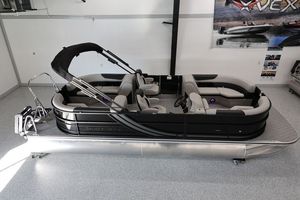 South Bay LE 224 W/ 222 RS Playpen 2.75