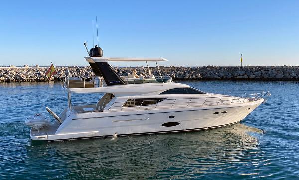 2006 Uniesse 58