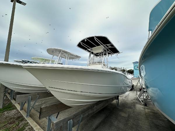 2025 Bulls Bay 200 Center Console