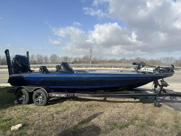 2025 Skeeter ZXR21