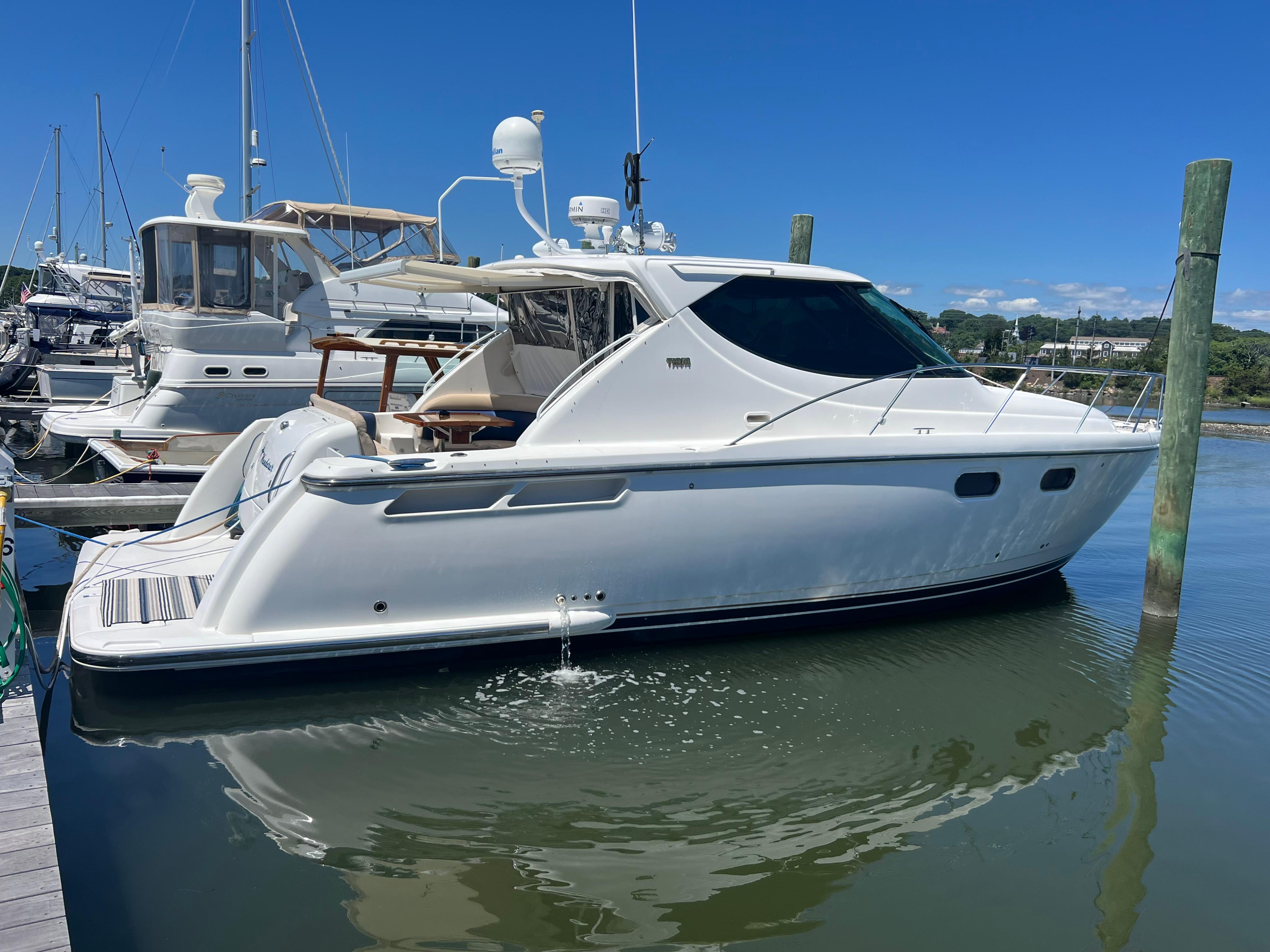 Tiara Yachts 3900 Sovran