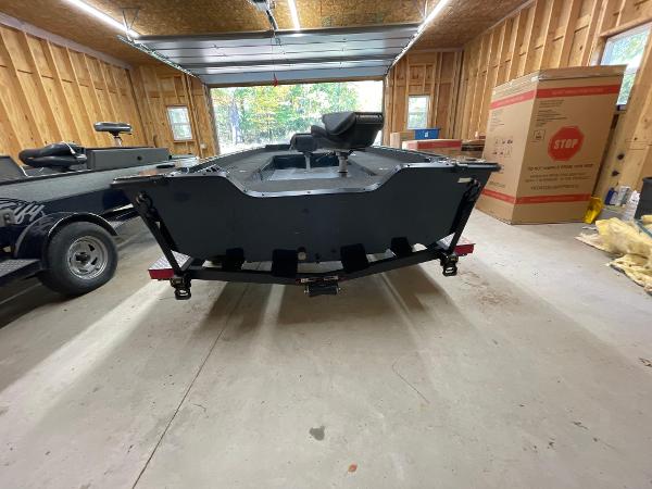 2025 Tuffy Essox Magnum
