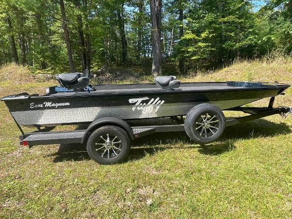 2025 Tuffy Essox Magnum