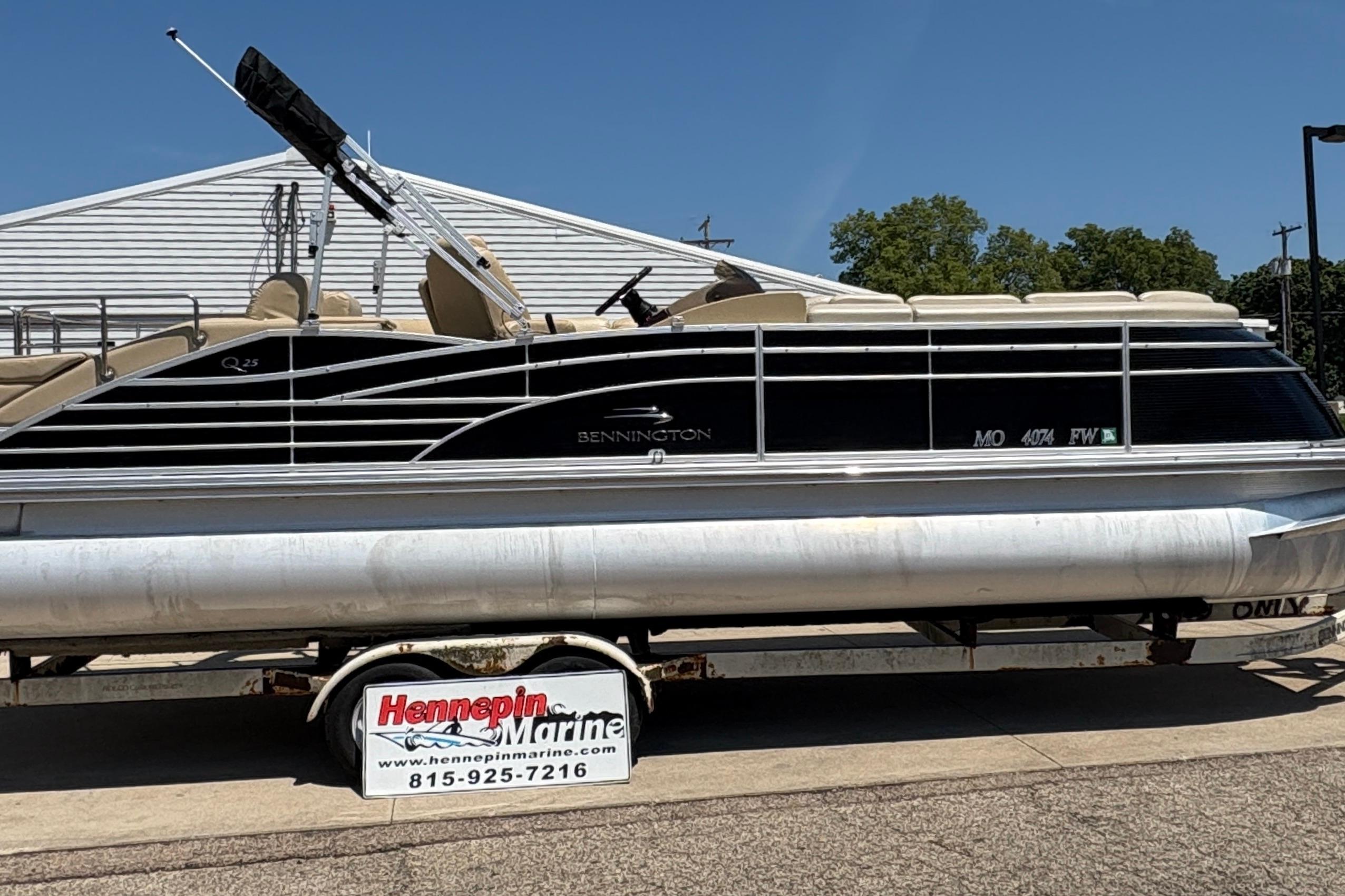 2012 Bennington 2575 QCW I/O