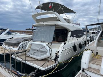 2019 Prestige 460