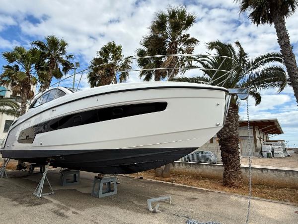 2023 Azimut Atlantis 45
