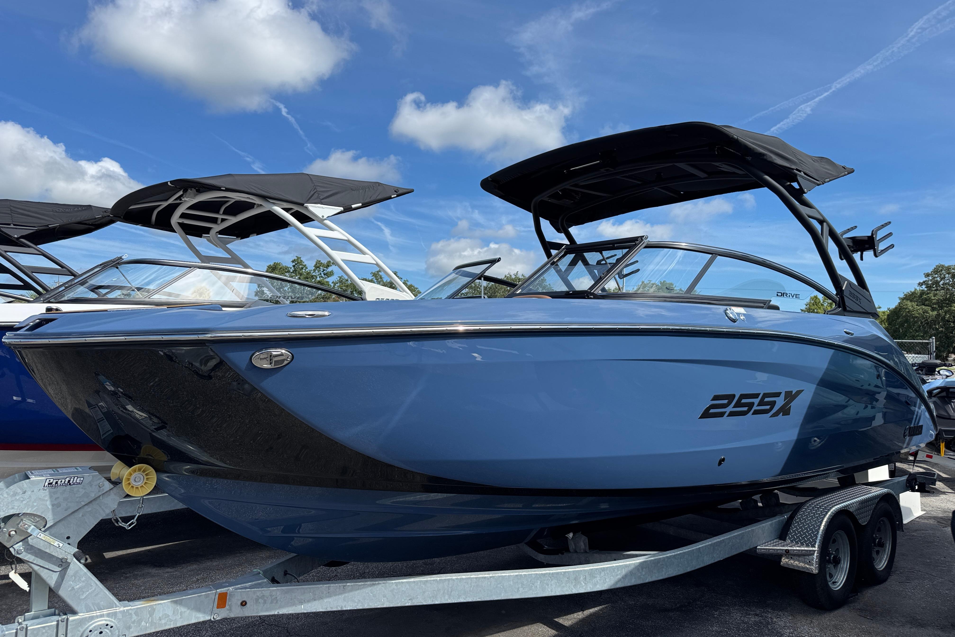2024 Yamaha Boats 255XD