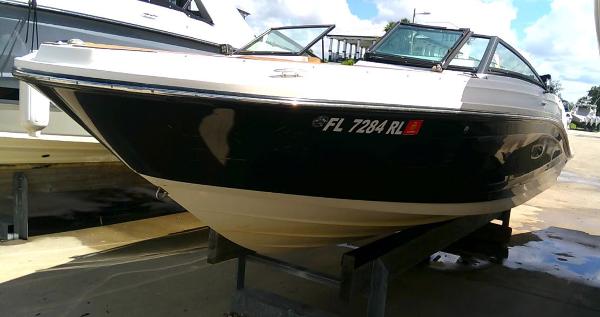 2018 Sea Ray SPX 230