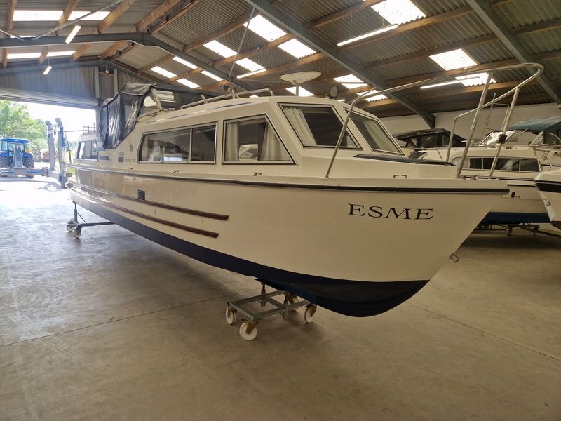 1992 Viking 32 Narrow Beam called Esme