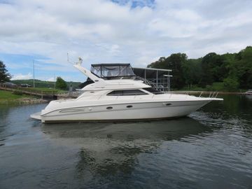 2002 Sea Ray 450 Express Bridge