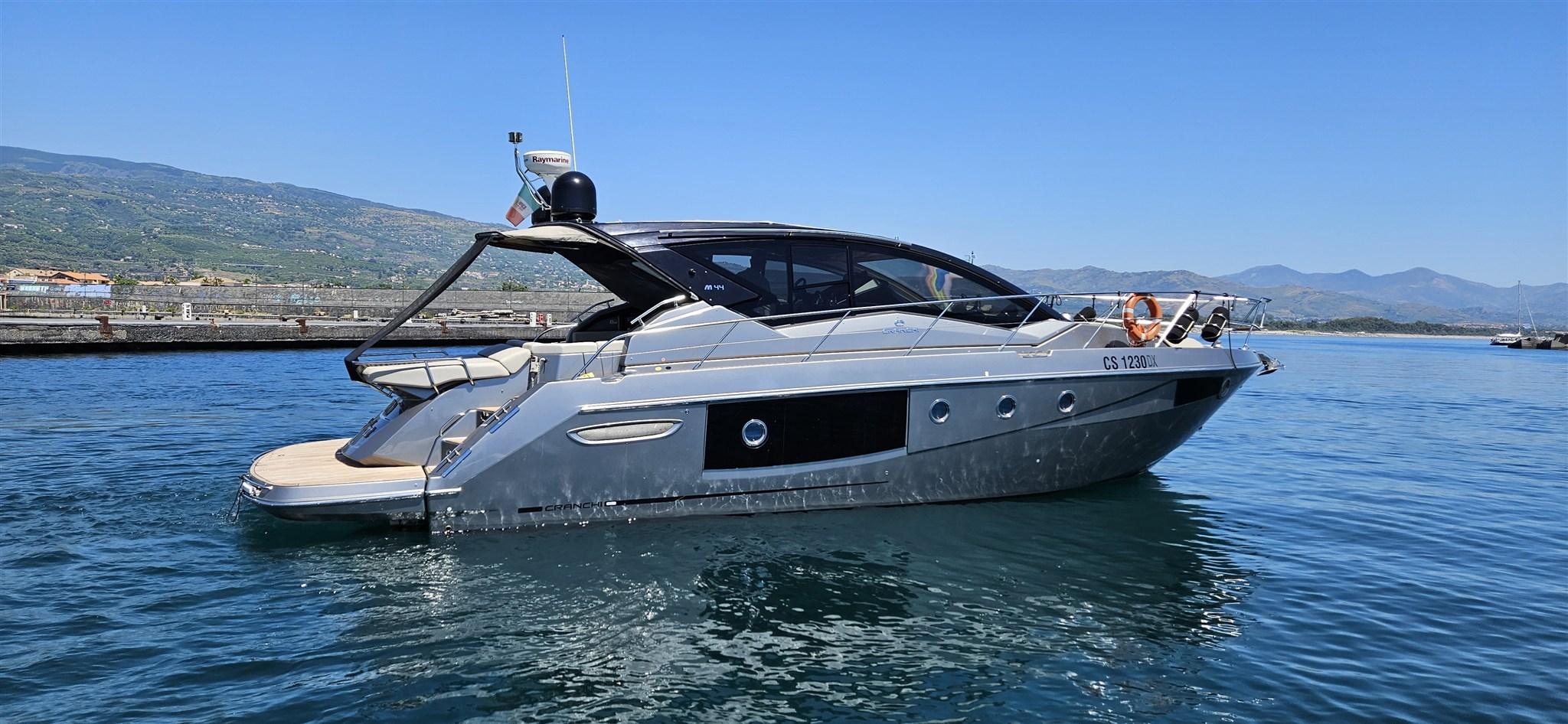 2018 Cranchi M44 HT