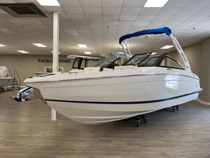 Cobalt R4 Outboard