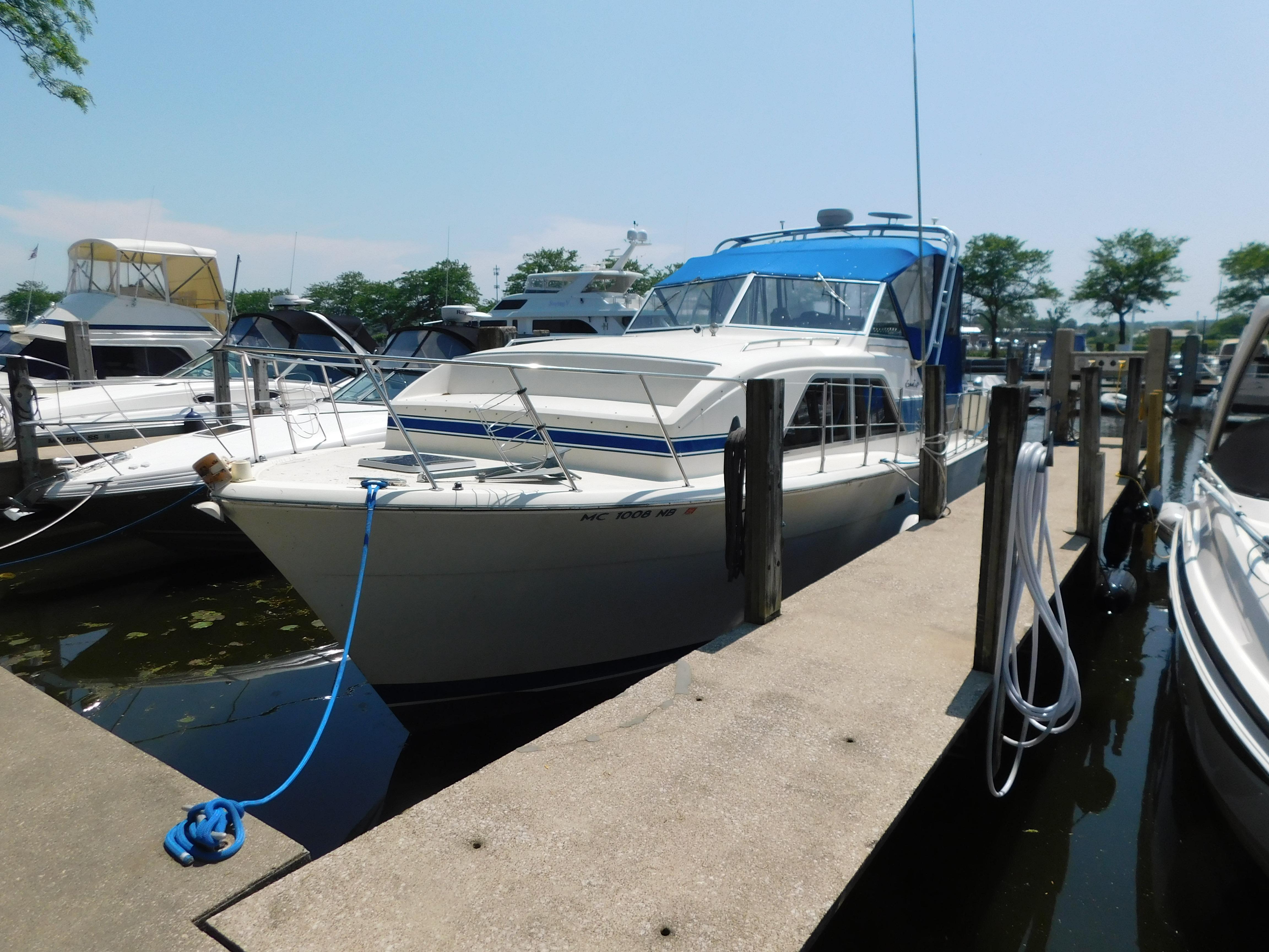 Chris-Craft 350 Catalina