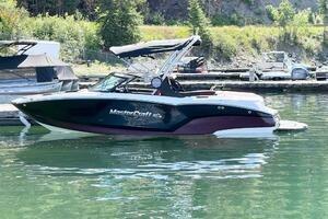 2023 MasterCraft NXT21