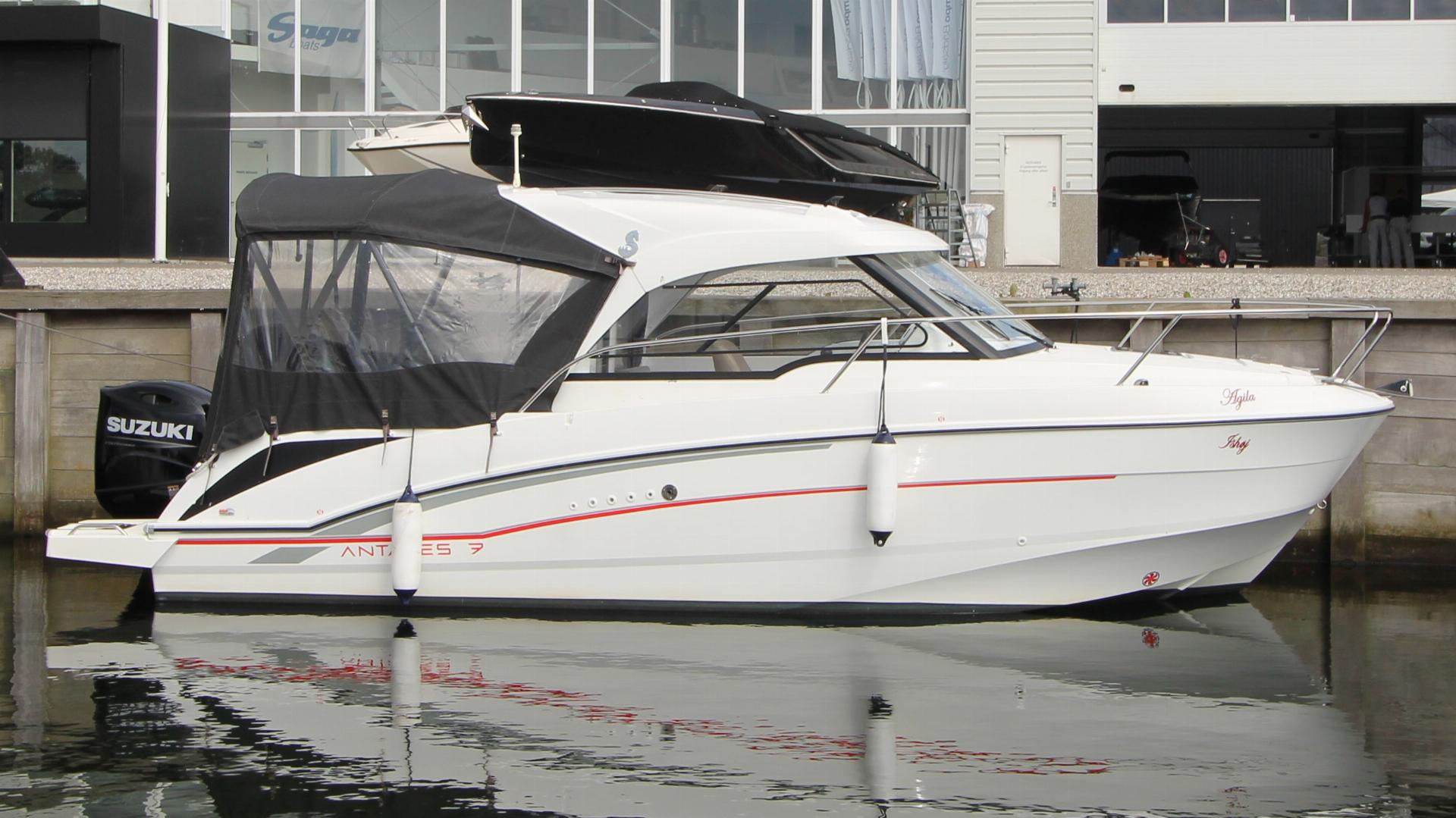 2016 Beneteau Antares 7