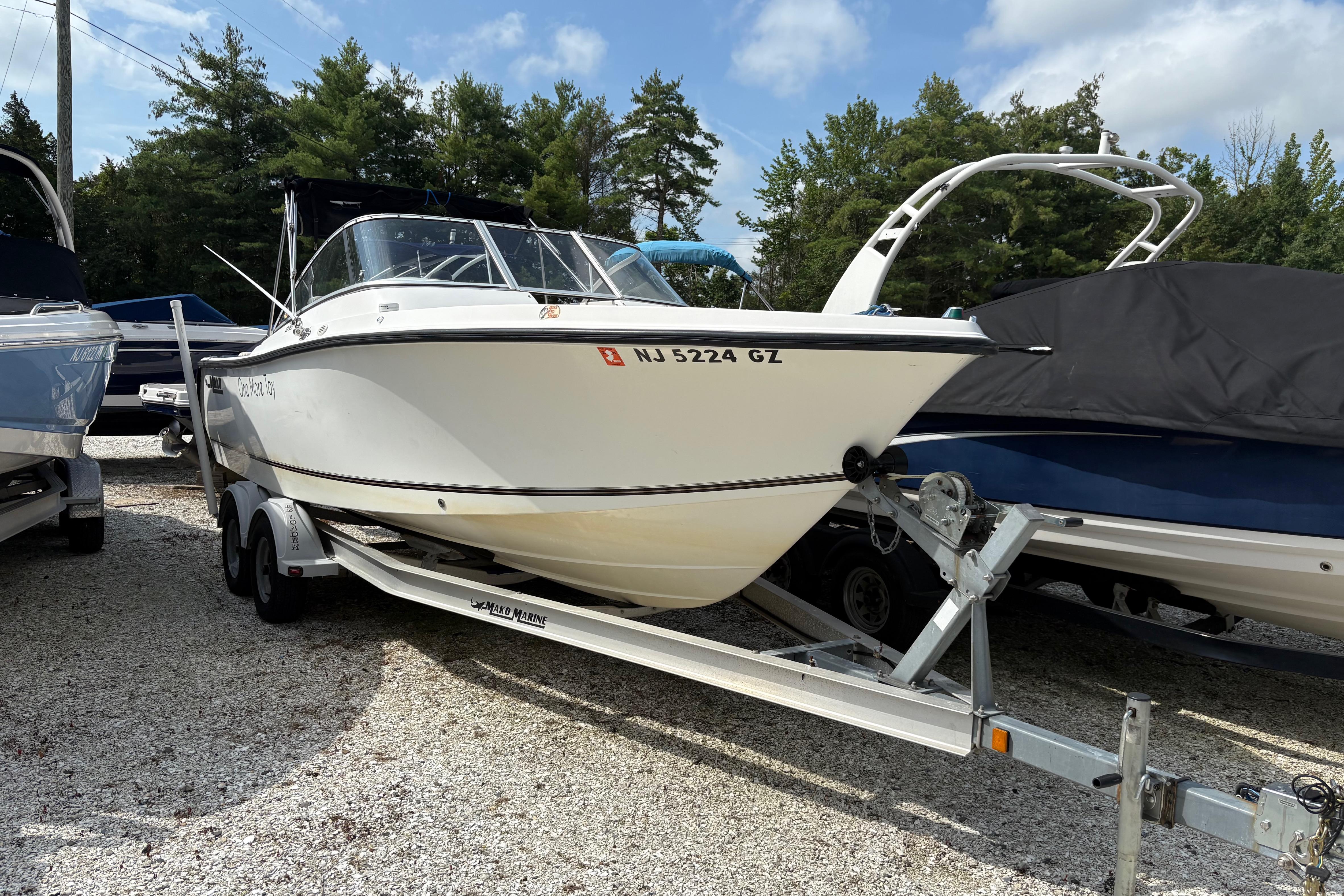 2006 Mako 216 Dual Console