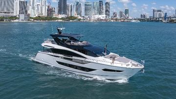 2025 Sunseeker 88 Yacht