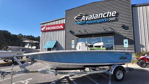 Carolina Skiff EV180 Sea Skiff 2025 Carolina Skiff EV180 Sea Skiff displayed at Avalanche Motorsports dealership.