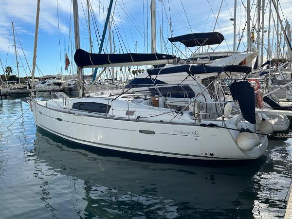 2007 Beneteau Oceanis 40