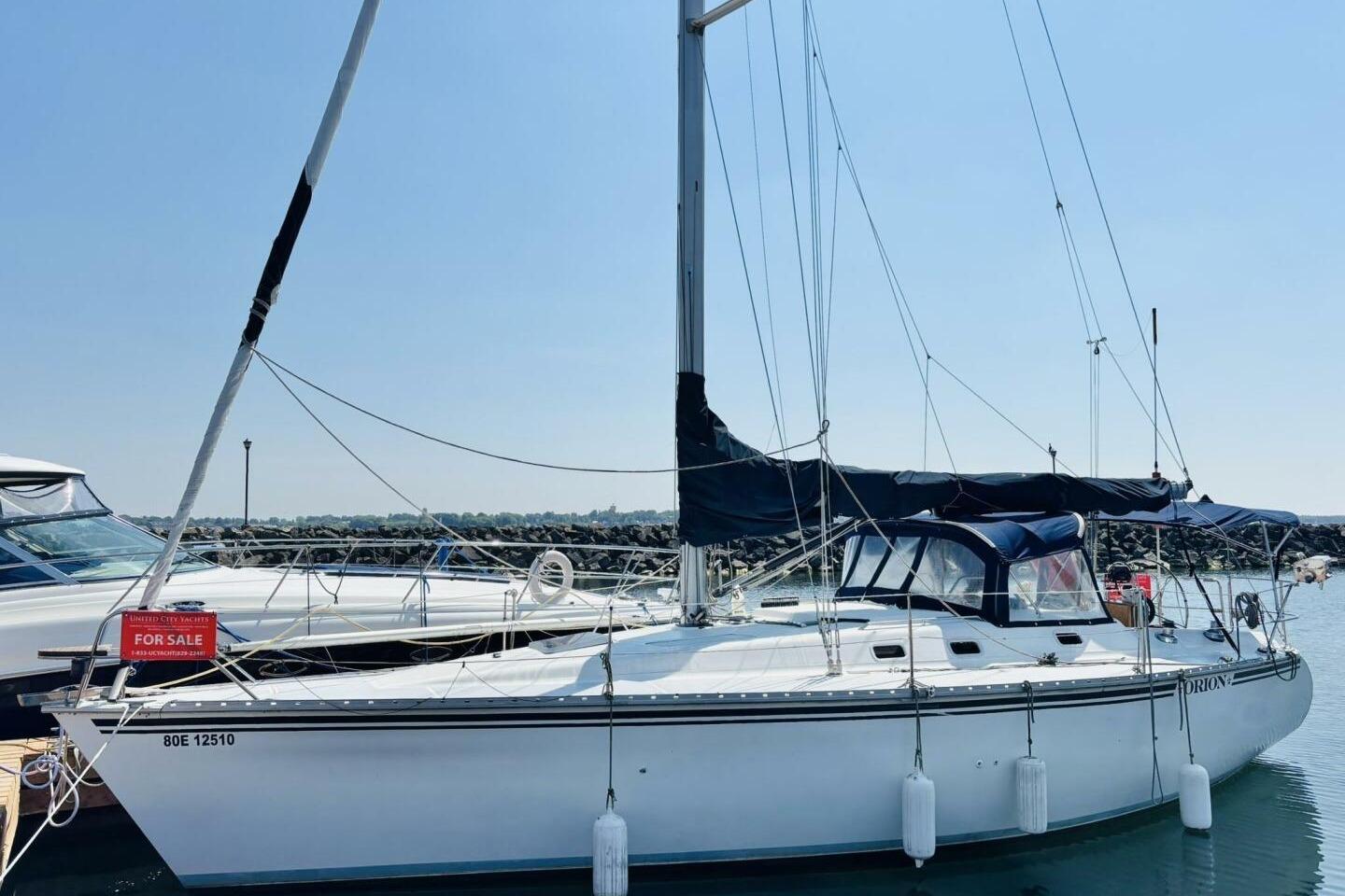 1987 Hunter 37 Legend