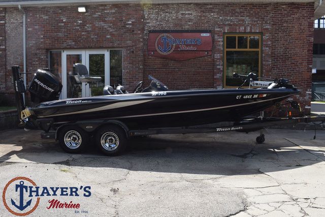 2006 Triton TR-196