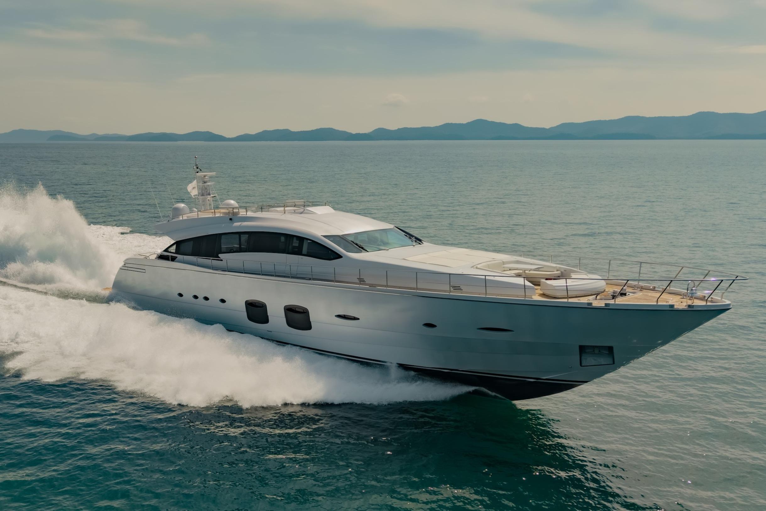 2011 Pershing 108