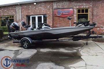 2023 Vexus AVX1880