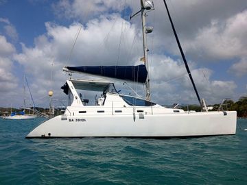 2007 Admiral 38