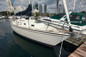 1983 Pearson 34