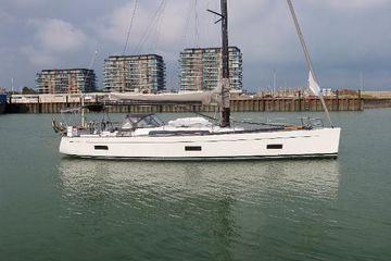 2010 Grand Soleil 54