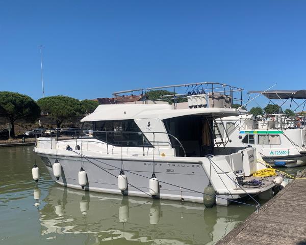 Beneteau Swift Trawler 30