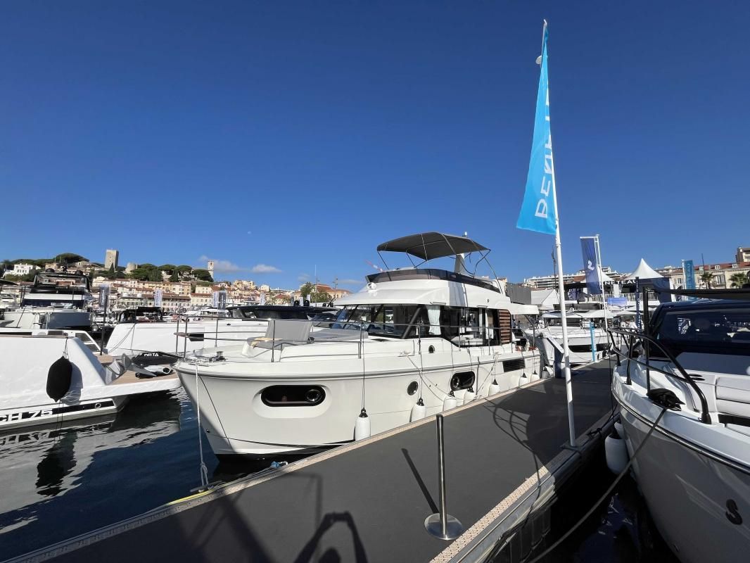 2026 Beneteau Swift Trawler 41 Fly