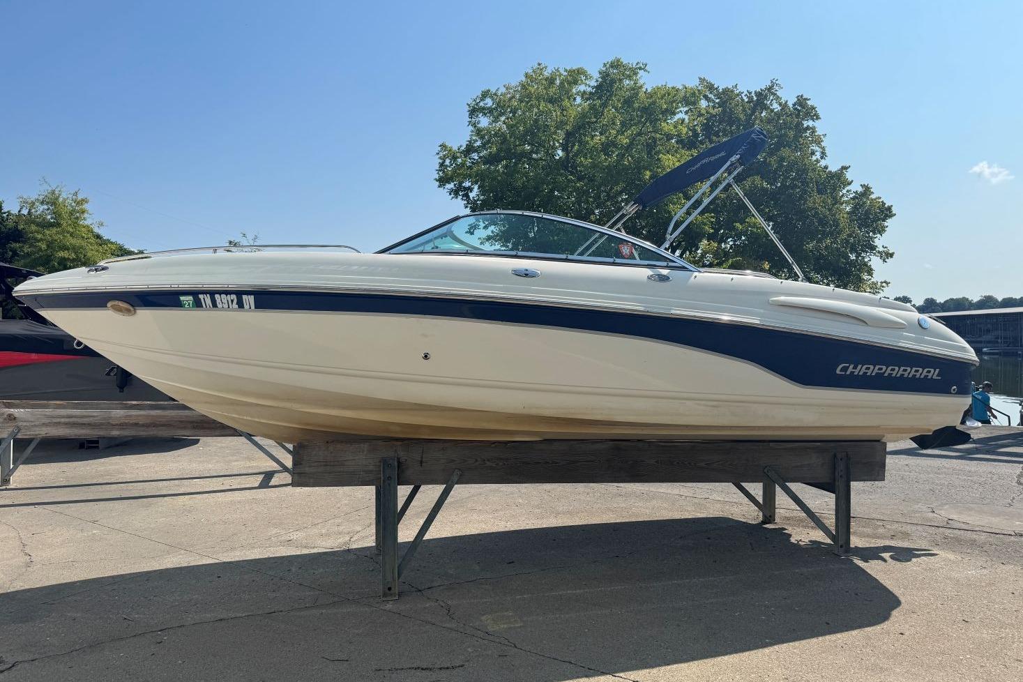 2001 Chaparral 220 SSi