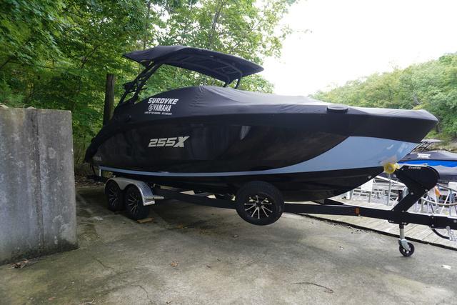 Yamaha Boats 255XD