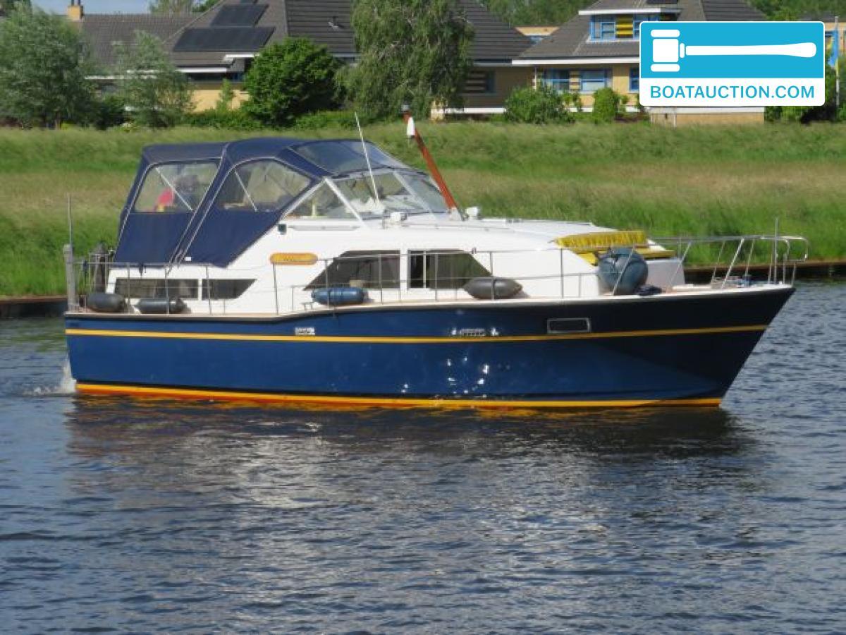 Chris-Craft Catalina 35 DC