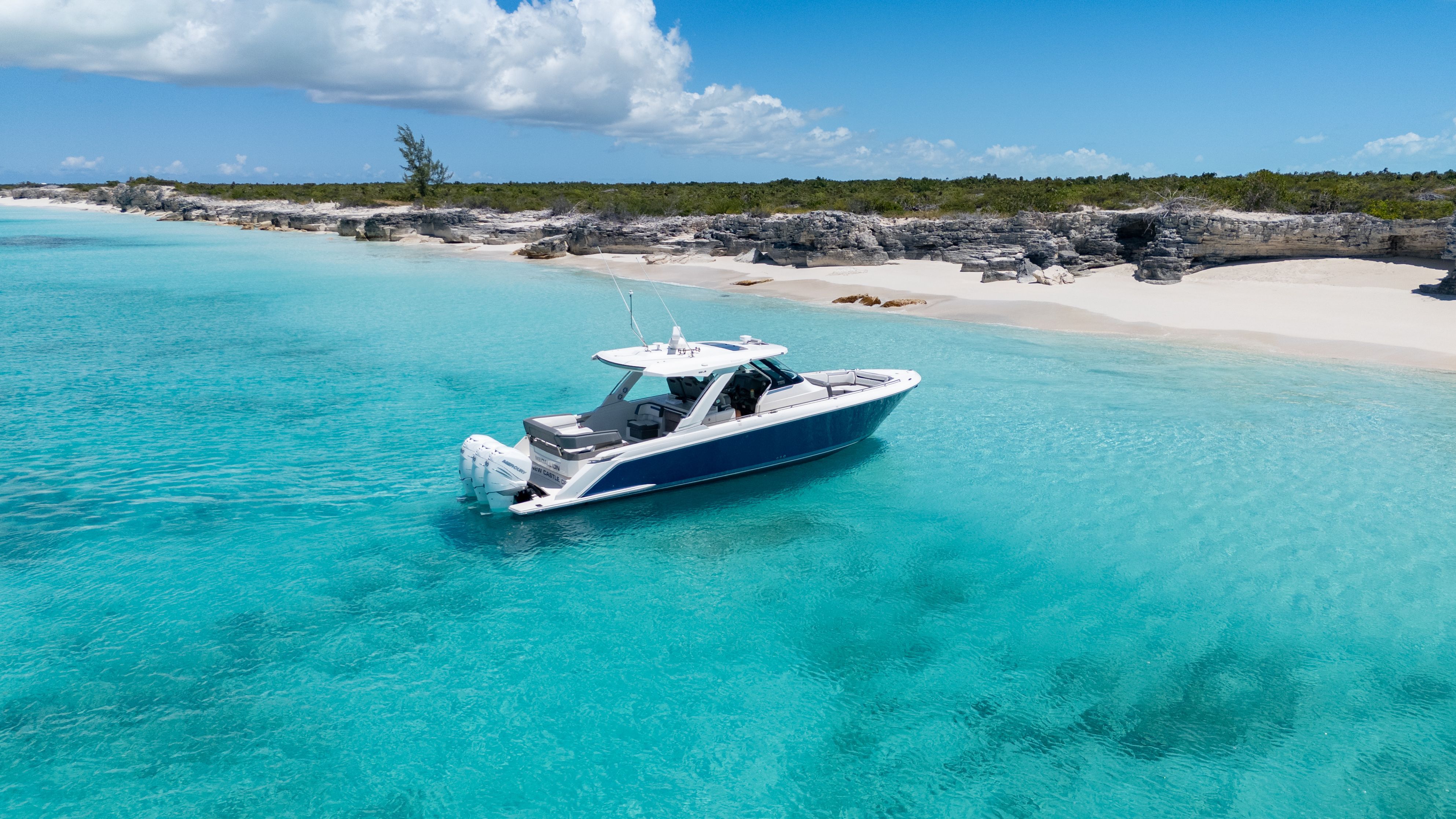 2022 Tiara Yachts 38 LS