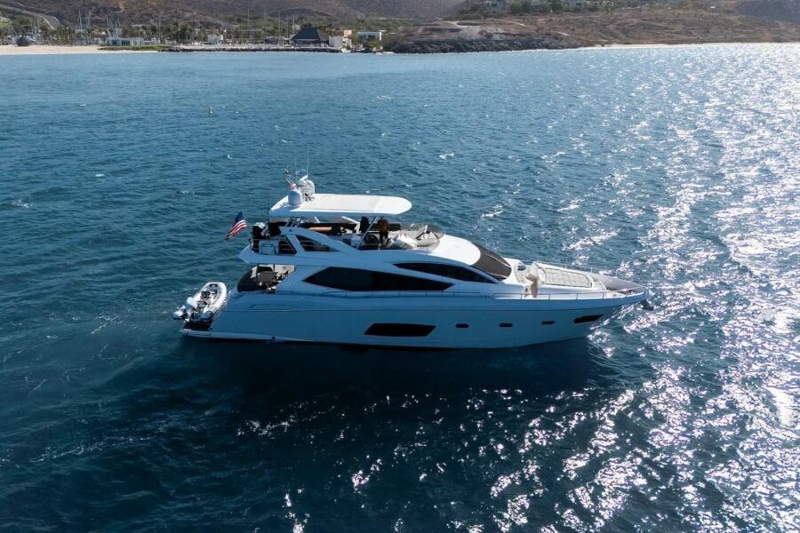 2015 Sunseeker 75 Yacht