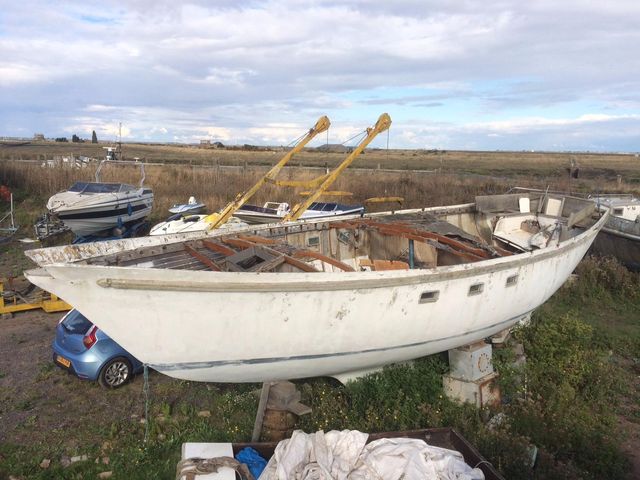 Endurance 40 Hull