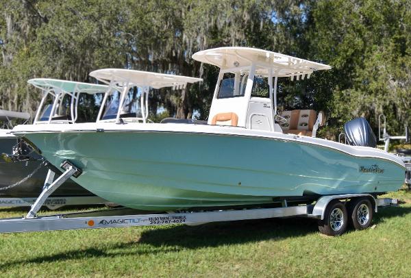 2023 NauticStar 251 Hybrid