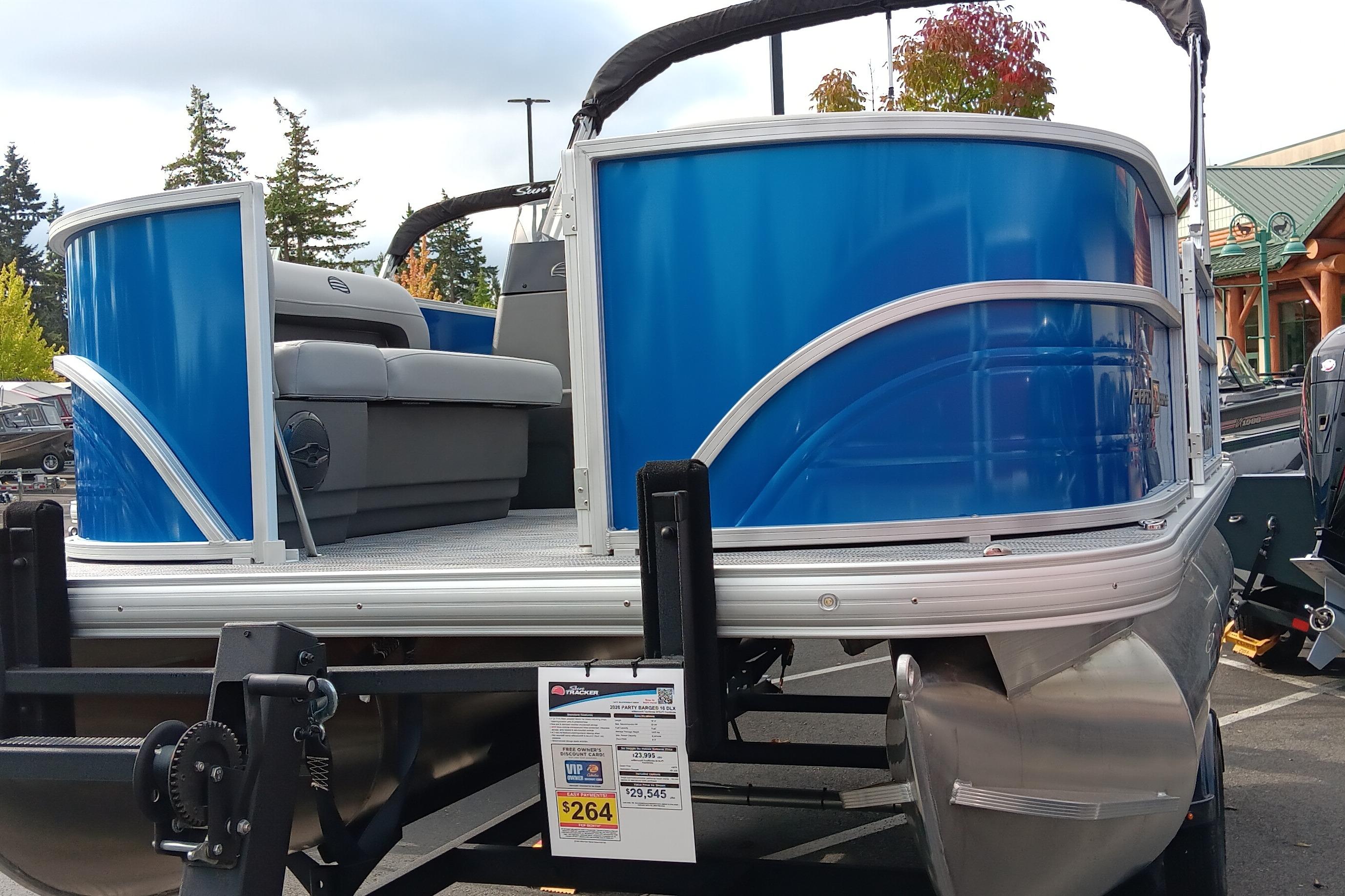 2026 Sun Tracker Party Barge 16 DLX