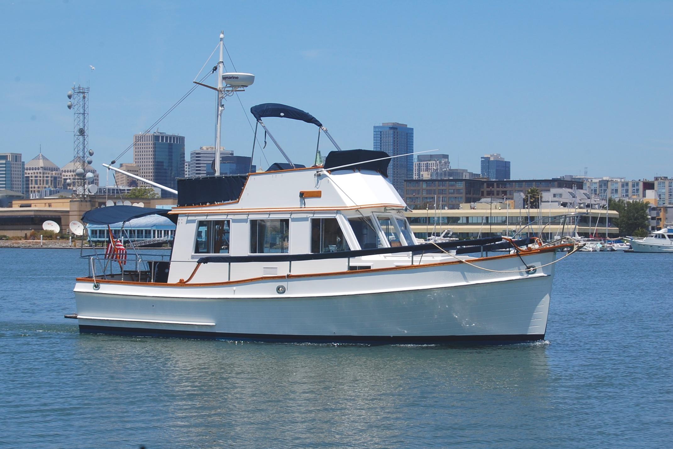 Grand Banks 32 Sedan