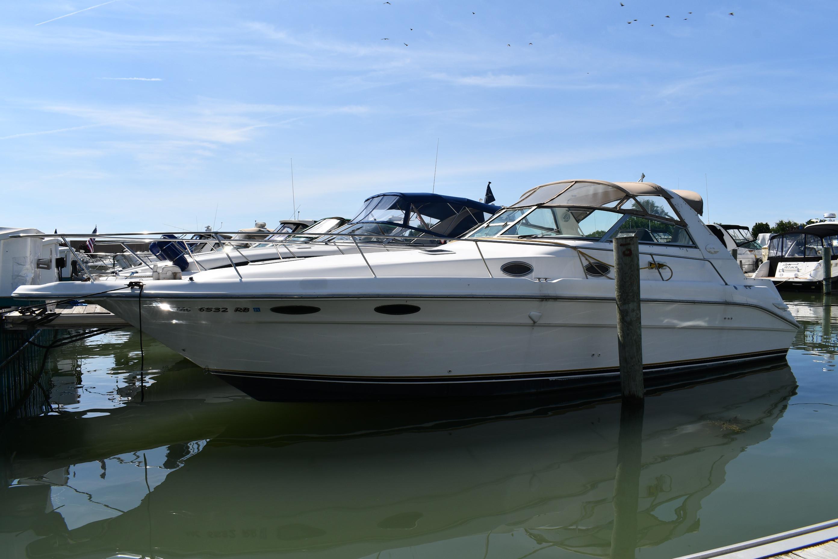 1995 Sea Ray 330 Sundancer, Harrison Township Michigan - boats.com