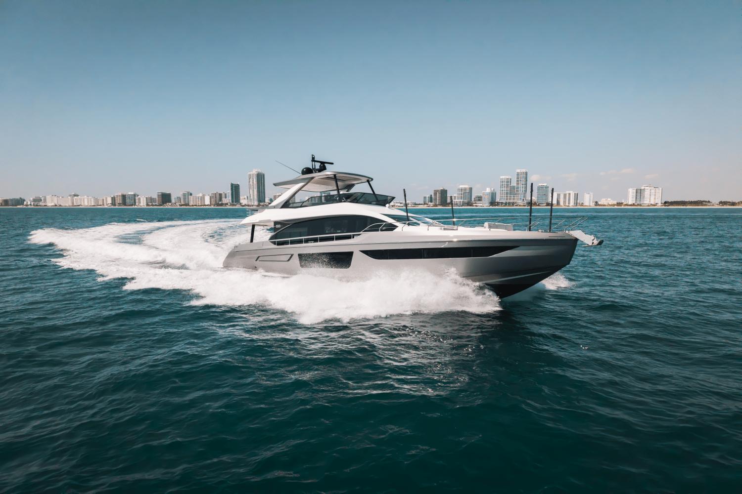 2023 Azimut 68 FLY