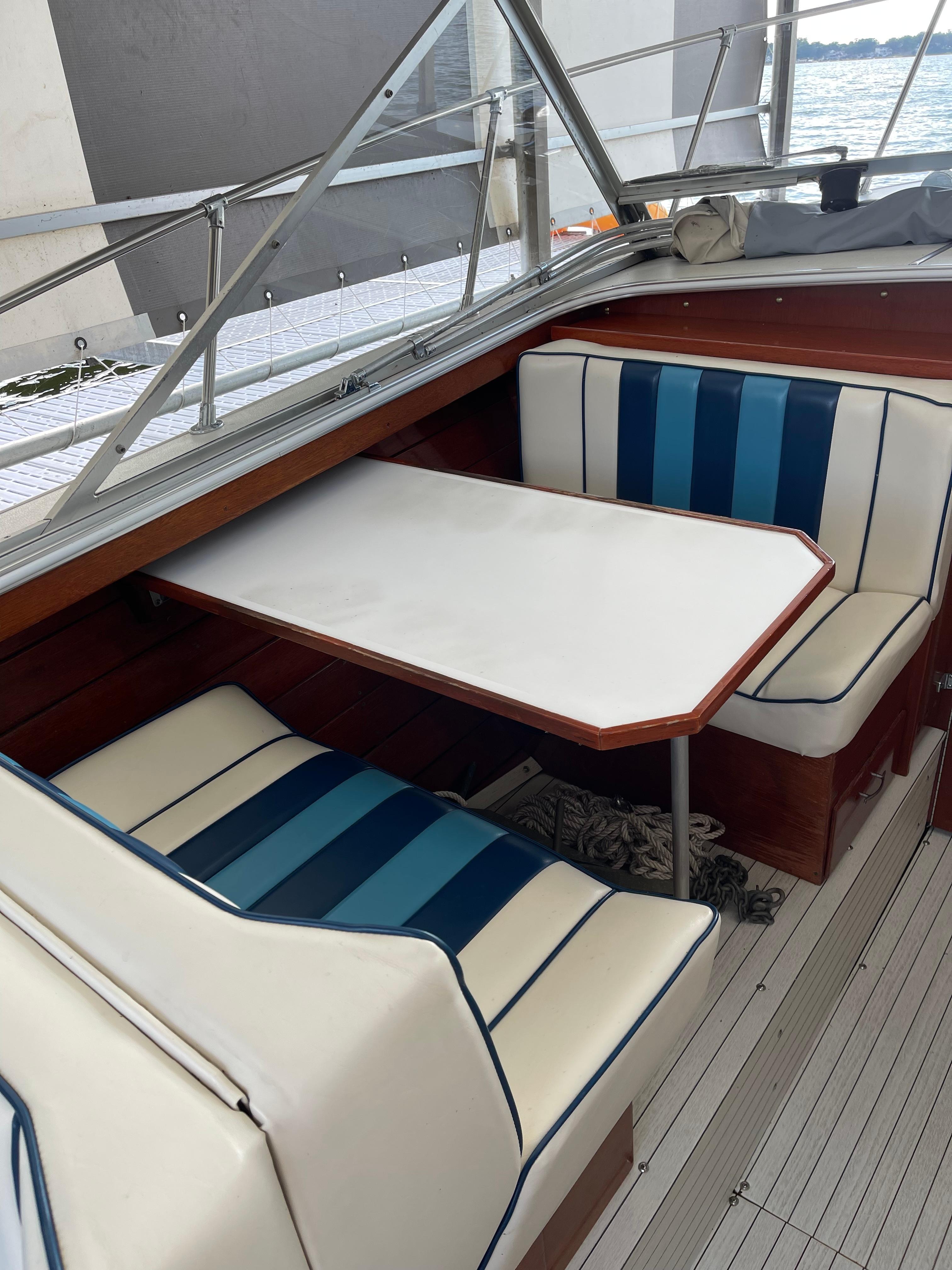 1985 Skiff Craft X-260